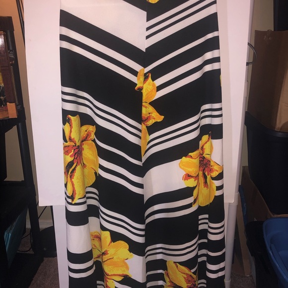 Touch Me Long Dress Bottom - Picture 4 of 4